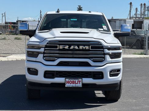 New 2026 RAM 2500 Laramie AWD/4WD image 8