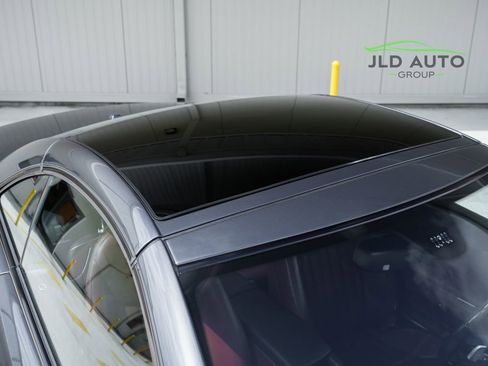 Used 2012 Mercedes-Benz SL 550 image 51