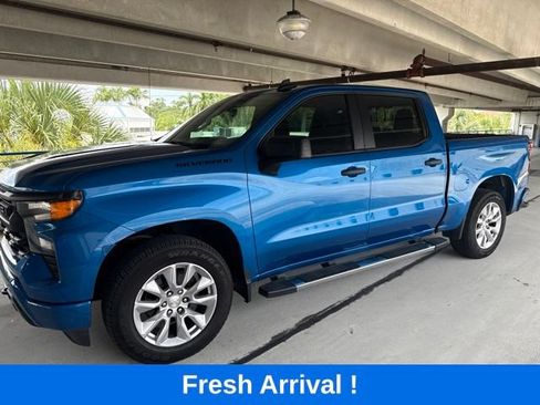 Used 2022 Chevrolet Silverado 1500 Custom w/ LPO, Dark Essentials Package RWD image 1
