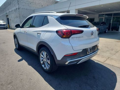 Certified 2023 Buick Encore GX Essence w/ Experience Buick Package FWD image 6