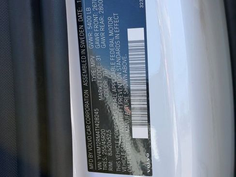 New 2026 Volvo XC60 B5 Ultra AWD/4WD image 28