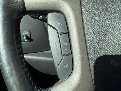 Used 2013 GMC Sierra 1500 4x4 Crew Cab Hybrid image 15