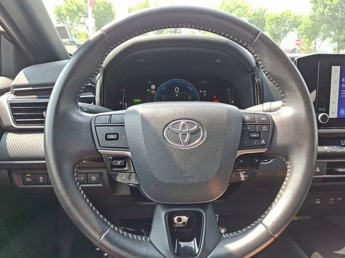 Certified 2025 Toyota Camry SE FWD image 16