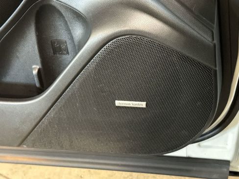 Used 2022 Subaru Forester Limited w/ Popular Package #2 image 30