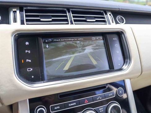 Used 2016 Land Rover Range Rover Supercharged AWD/4WD image 29