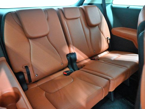 Used 2022 Kia Carnival SX Prestige FWD image 34