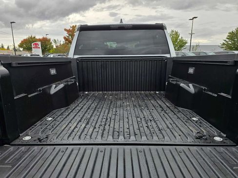 Certified 2025 Toyota Tacoma SR5 image 17