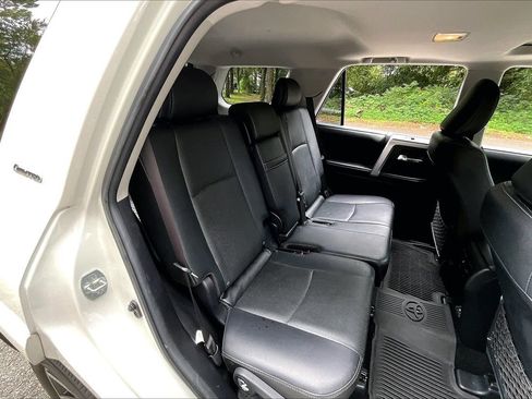 Used 2023 Toyota 4Runner Limited RWD image 21