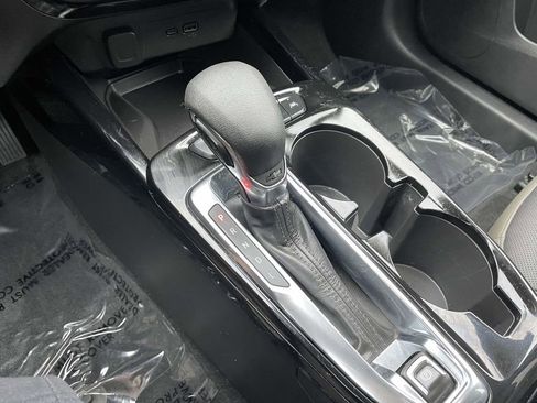 Used 2024 Chevrolet Trax ACTIV w/ Sunroof Package image 43