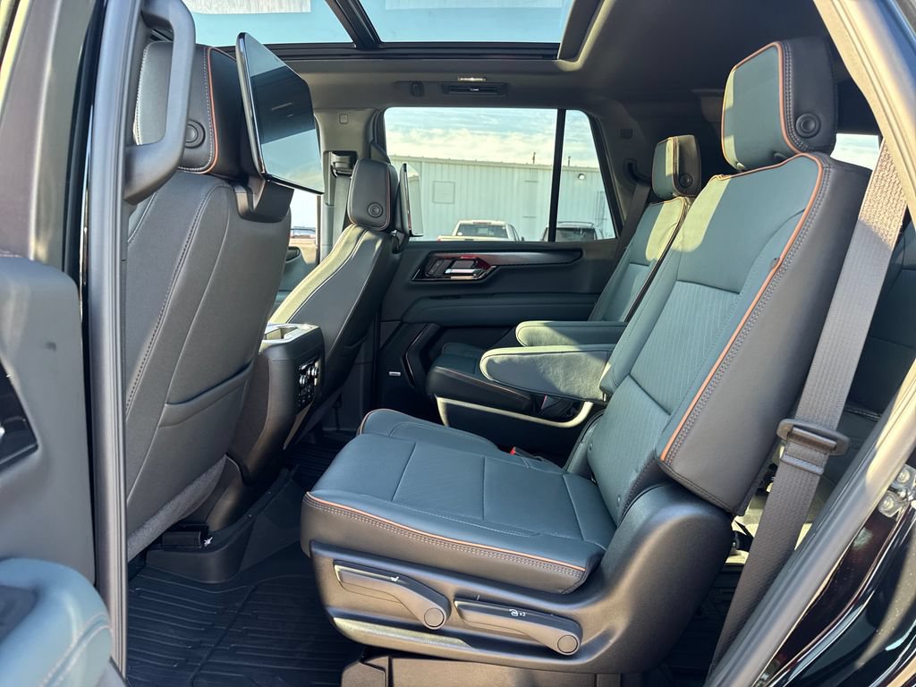 New 2026 GMC Yukon AT4 w/ AT4 Premium Plus Package AWD/4WD image 12
