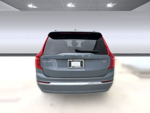 Used 2023 Volvo XC90 B6 Plus w/ Protection Package Premier AWD/4WD image 10