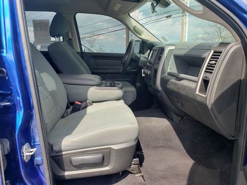 Used 2018 RAM 1500 Express w/ Express Value Package AWD/4WD image 17