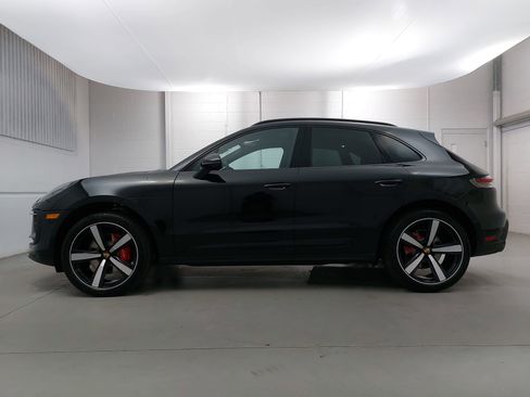 New 2026 Porsche Macan S image 2