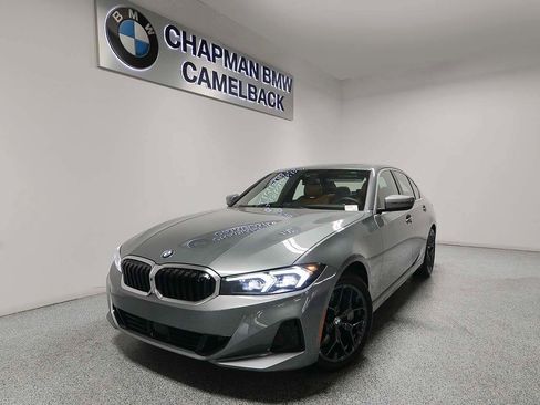 Used 2025 BMW 330i Sedan image 1