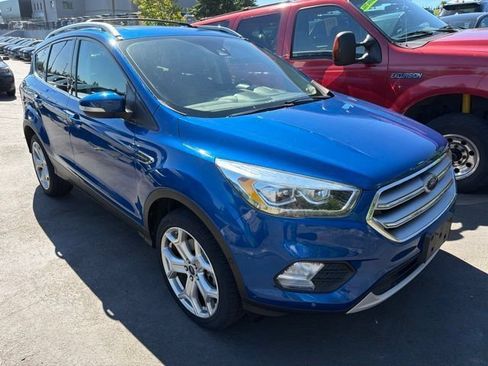Used 2017 Ford Escape Titanium w/ Equipment Group 301A AWD/4WD image 5