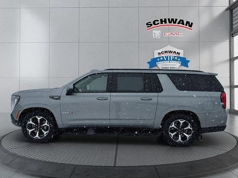 Used 2025 GMC Yukon XL AT4 w/ Premium Trailering Package image 7