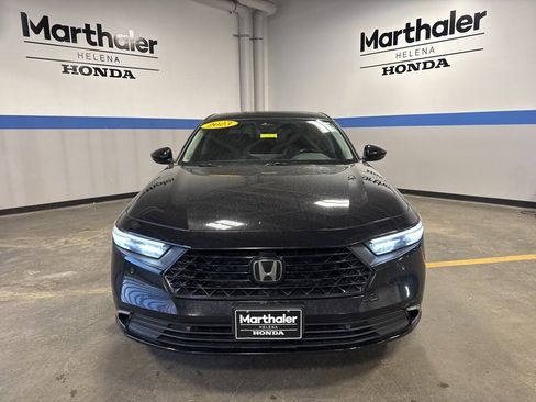 Used 2023 Honda Accord EX-L image 2