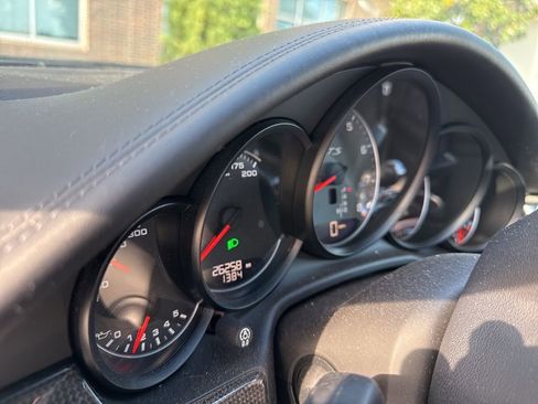 Used 2015 Porsche Panamera GTS image 11