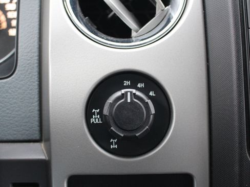 Used 2014 Ford F150 XLT w/ Equipment Group 302A Luxury image 24