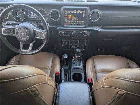 Used 2021 Jeep Wrangler Unlimited Sahara w/ Cold Weather Group AWD/4WD image 17