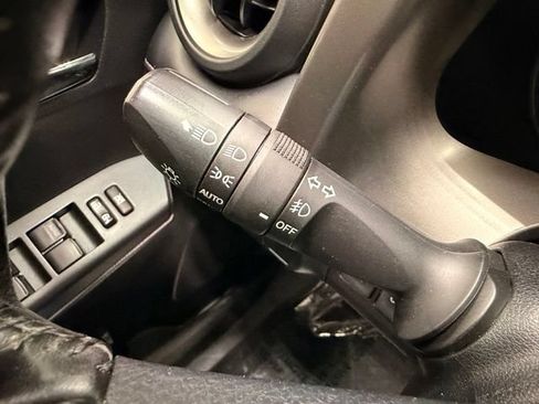 Used 2017 Toyota RAV4 XLE AWD/4WD image 27