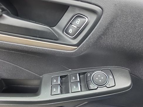 Certified 2022 Ford Escape SE w/ SE Sport Appearance Package FWD image 19