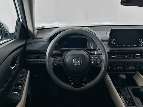 Used 2023 Honda Accord EX image 16
