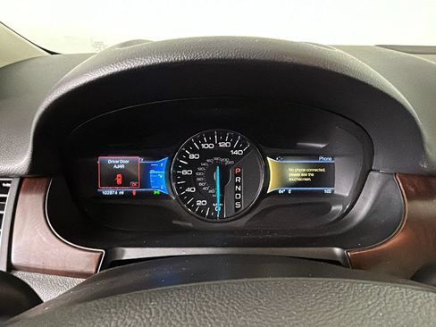Used 2014 Ford Edge Limited w/ Equipment Group 301A FWD image 21