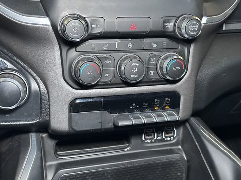 Certified 2021 RAM 1500 Big Horn image 34