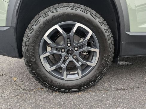 New 2026 Chevrolet Equinox ACTIV w/ Convenience Package III image 18