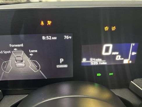 Certified 2025 Nissan Kicks SV w/ SV Premium Package AWD/4WD image 21