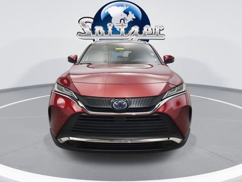 Used 2021 Toyota Venza XLE w/ Softex Package image 3