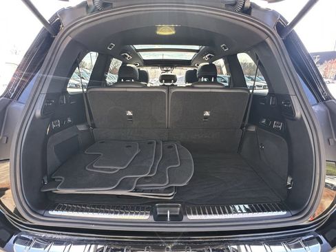 Certified 2025 Mercedes-Benz GLS 450 4MATIC image 21
