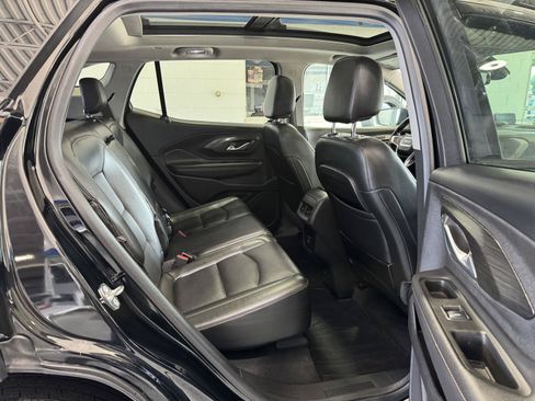 Used 2018 GMC Terrain SLT w/ Preferred Package AWD/4WD image 14