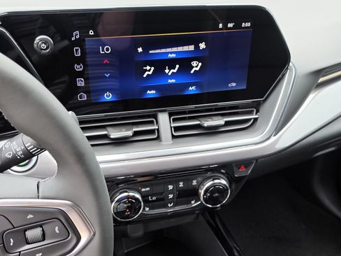 New 2026 Chevrolet Trax ACTIV w/ Driver Confidence Package FWD image 29