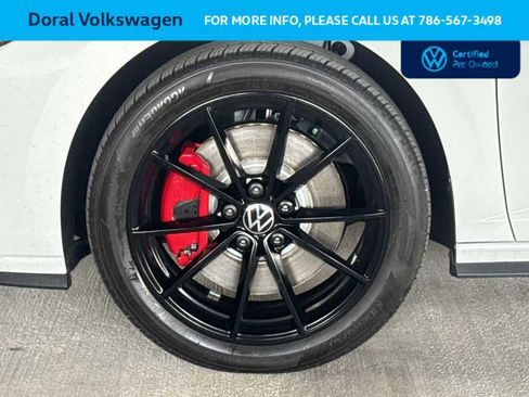 Used 2026 Volkswagen Jetta GLI Autobahn FWD image 11