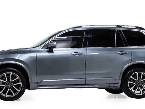 Used 2019 Volvo XC90 T6 Momentum w/ Protection Package Premier image 6