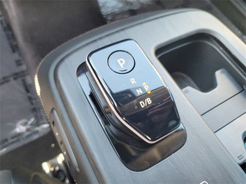 Used 2024 Nissan Ariya AWD image 20