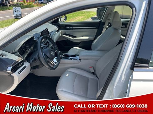 Used 2020 Nissan Altima 2.5 Platinum AWD/4WD image 9