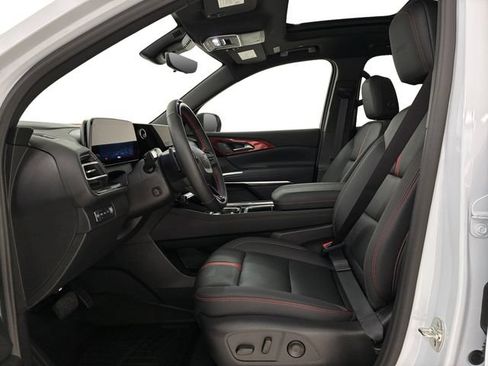 Certified 2026 Chevrolet Traverse RS AWD/4WD image 12