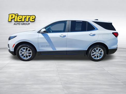 Used 2022 Chevrolet Equinox LT AWD/4WD image 2