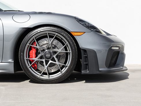 Certified 2024 Porsche 718 Boxster Spyder RS RWD image 11