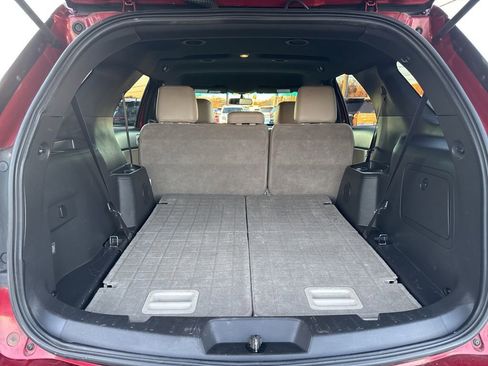 Used 2015 Ford Explorer XLT w/ Equipment Group 202B image 41