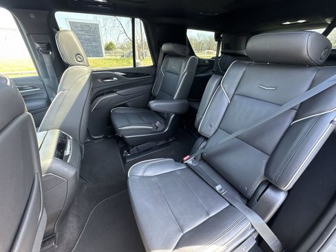 Used 2022 Cadillac Escalade Sport w/ Touring Package image 23