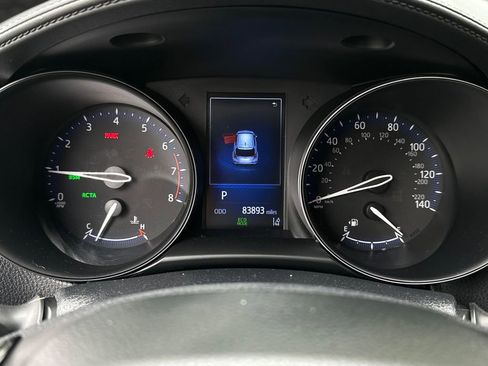 Used 2018 Toyota C-HR XLE FWD image 26