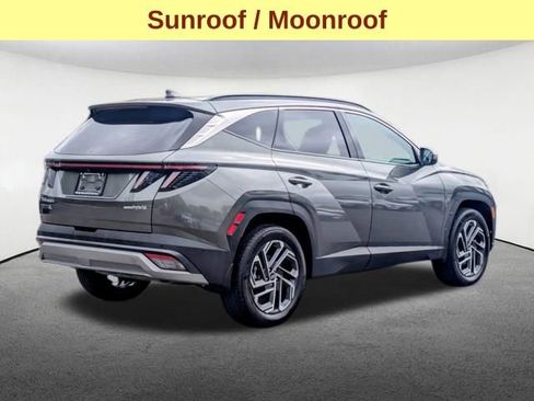 Used 2025 Hyundai Tucson Limited AWD/4WD image 5
