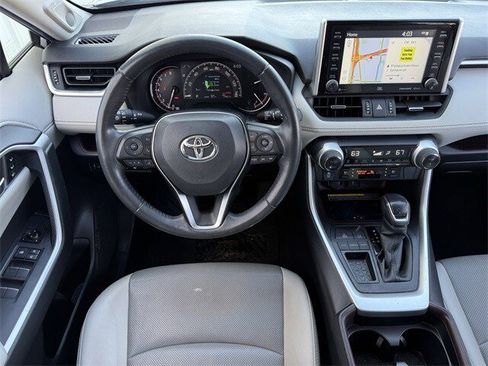 Used 2020 Toyota RAV4 Limited image 10