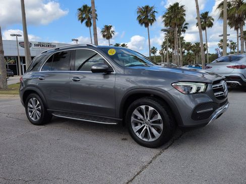Used 2022 Mercedes-Benz GLE 350 4MATIC image 2