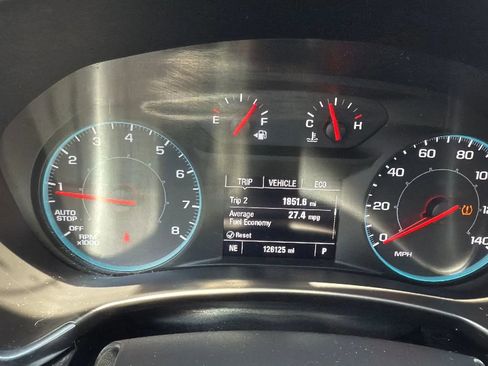 Used 2020 Chevrolet Equinox LS w/ LS Convenience Package image 16