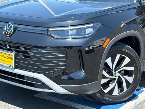 New 2025 Volkswagen Tiguan S image 8